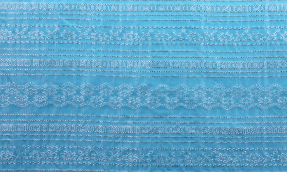 Тканина плащівка блакитного кольору з машинною вишивкою Італія Stella Ricci                                                                                                                                                                                - Фото