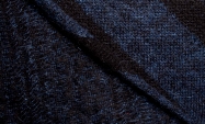 Тканина в'язаний трикотаж приємний м'який для пошиття теплого одягу синього кольору з візерунком                                                                                                                                                          